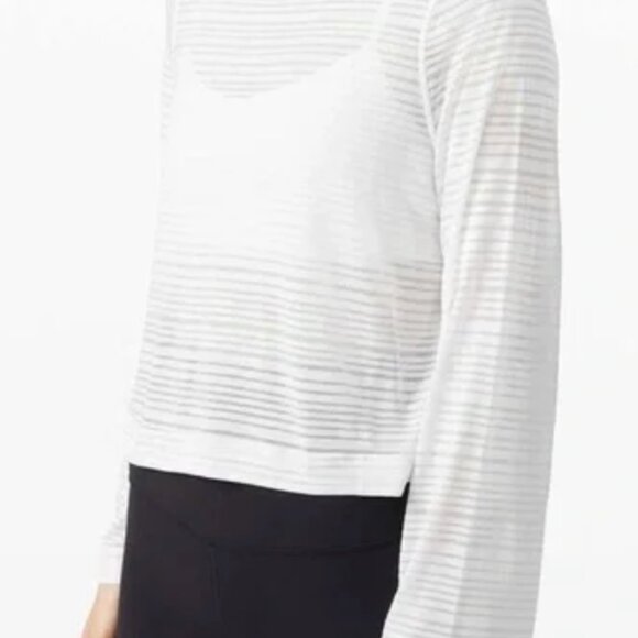Lululemon Clear and Present Long Sleeve - Picture 3 of 6